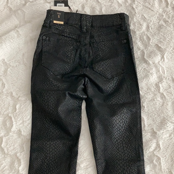 YMI snake skin skinny jeans, size small - Picture 2 of 4
